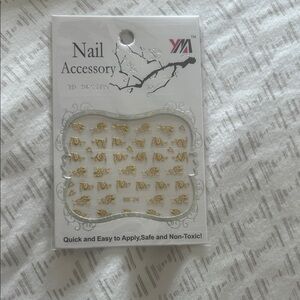 Gold Nail Accessory never opened